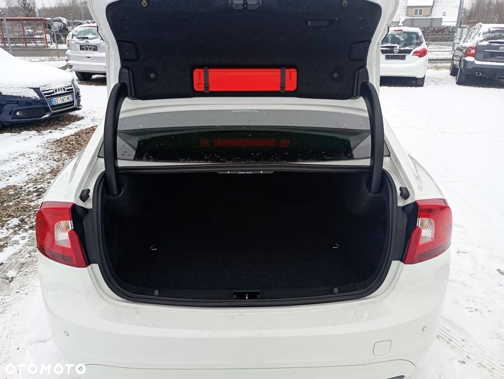 Volvo S60 D3 Drive-E Dynamic Edition (Momentum) - 35