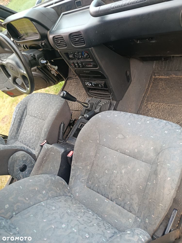 Hyundai Galloper - 7