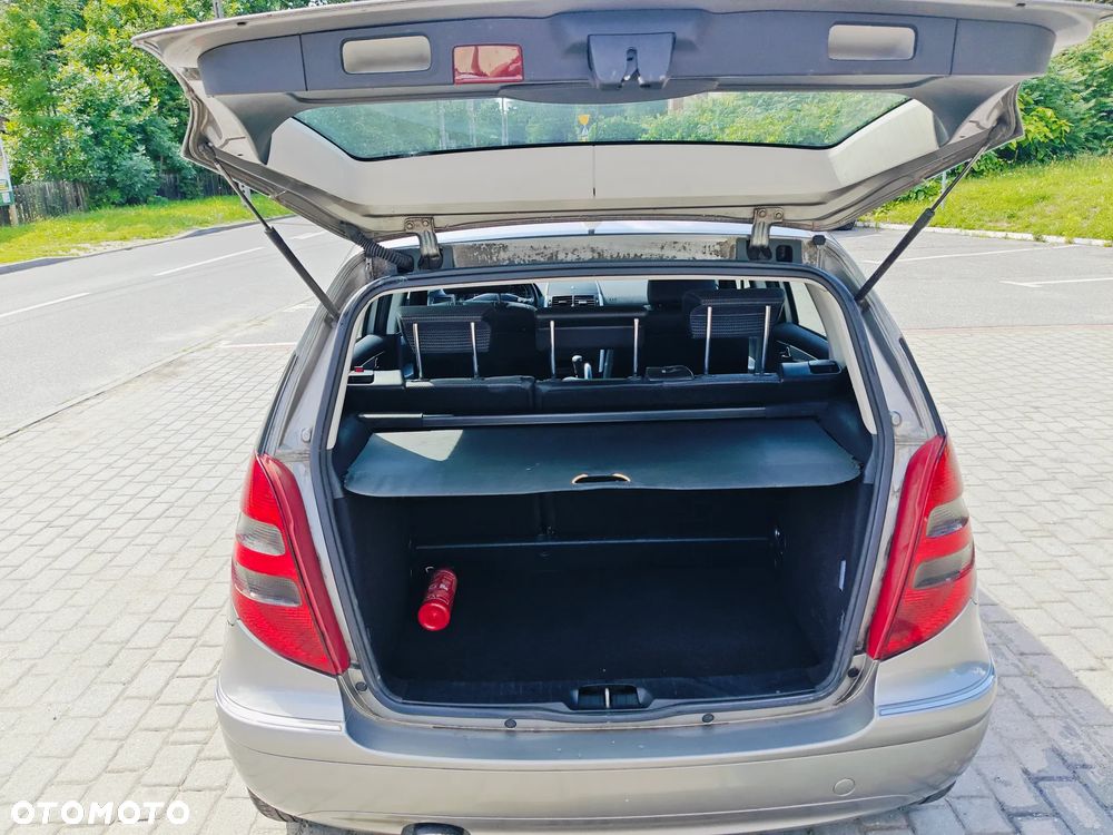 Mercedes-Benz Klasa A 200 CDI Avantgarde Polar Star - 17