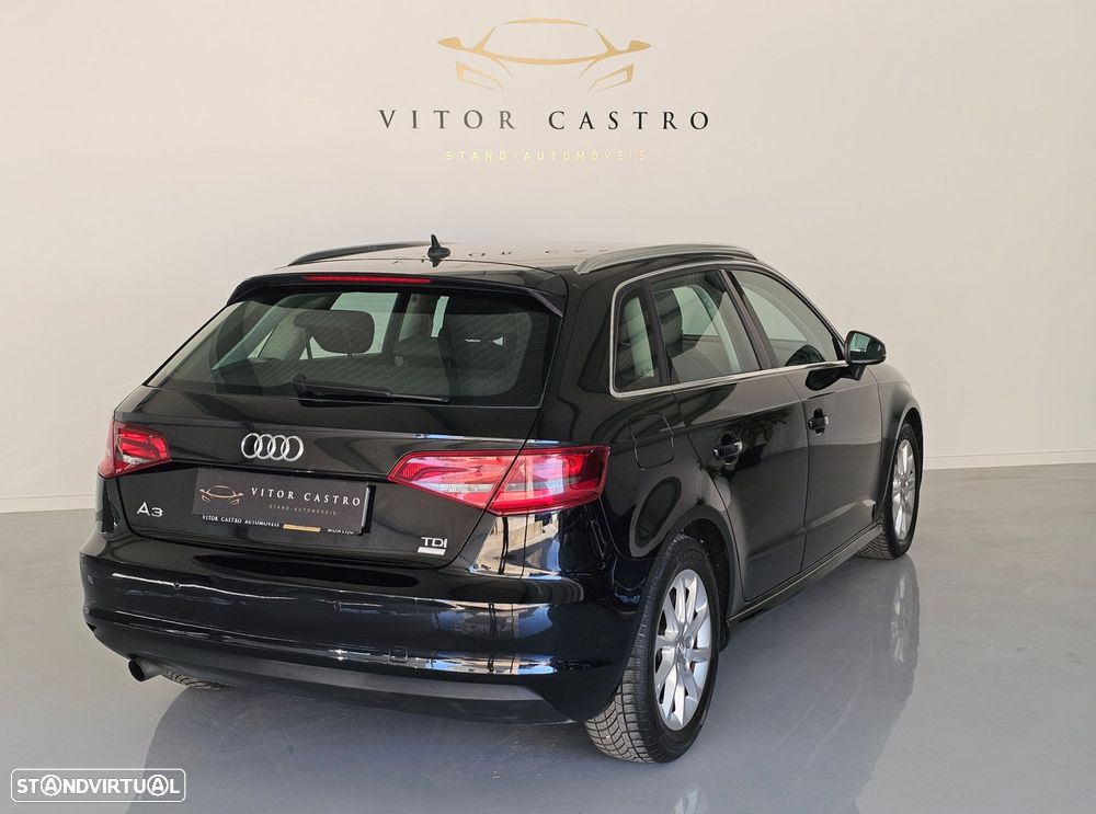Audi A3 Sportback 1.6 TDI Attraction Ultra - 5