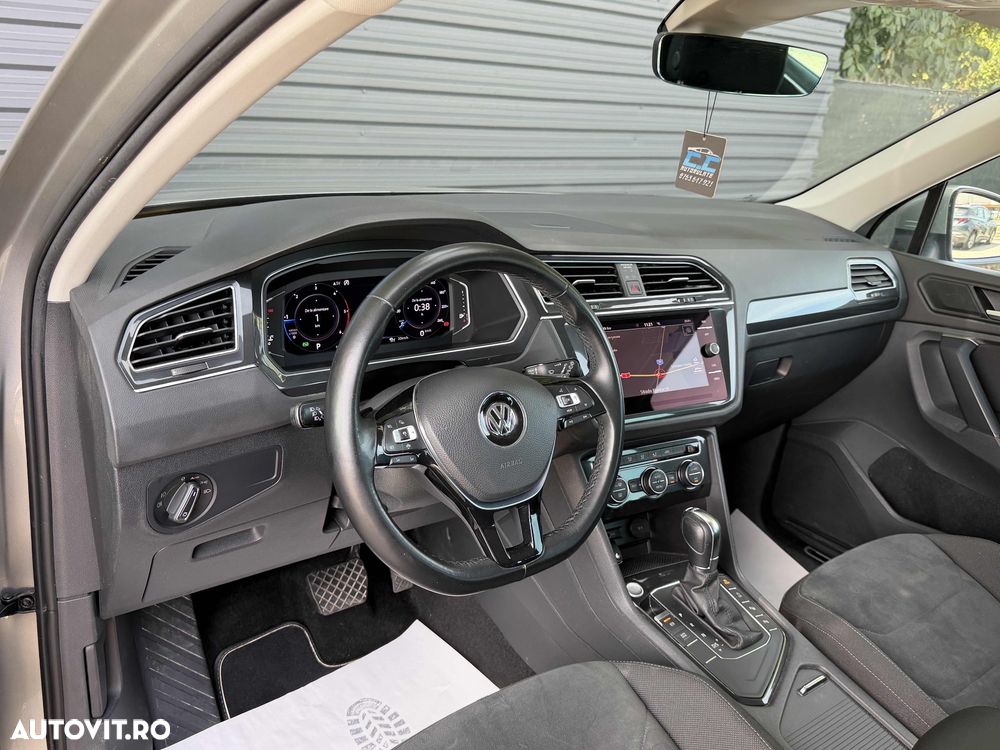 Volkswagen Tiguan 2.0 TDI SCR DSG R-Line - 12