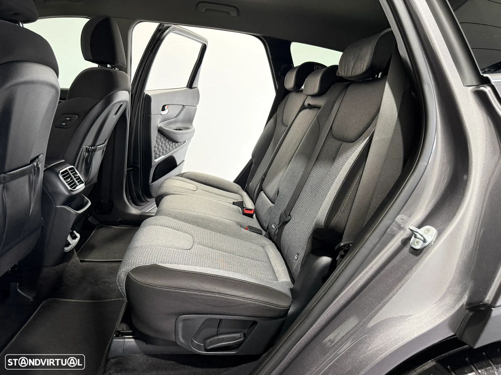 Hyundai Santa Fe 2.0 CRDi Executive - 49