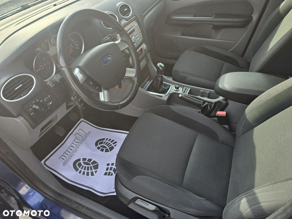 Ford Focus - 14