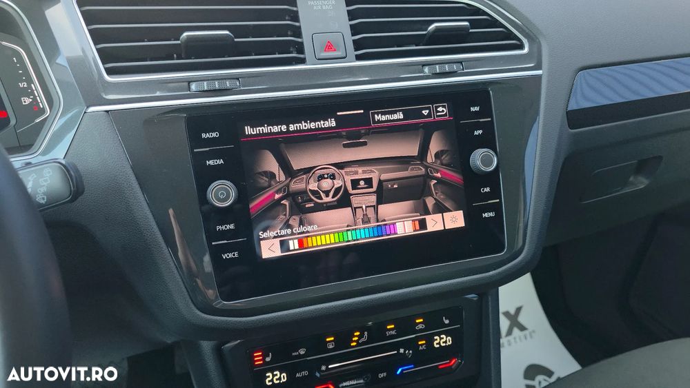 Volkswagen Tiguan 2.0 TDI 4Mot DSG Elegance - 22