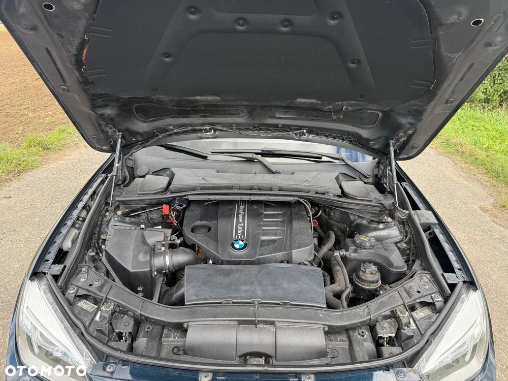 BMW X1 xDrive20d Sport Line - 14
