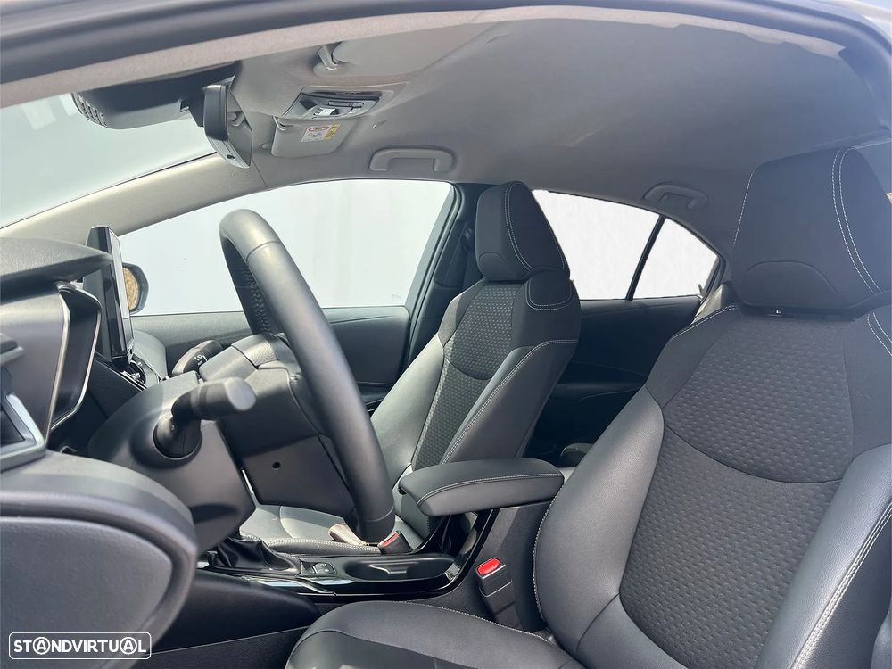Toyota Corolla SD 1.8 Hybrid Luxury - 10