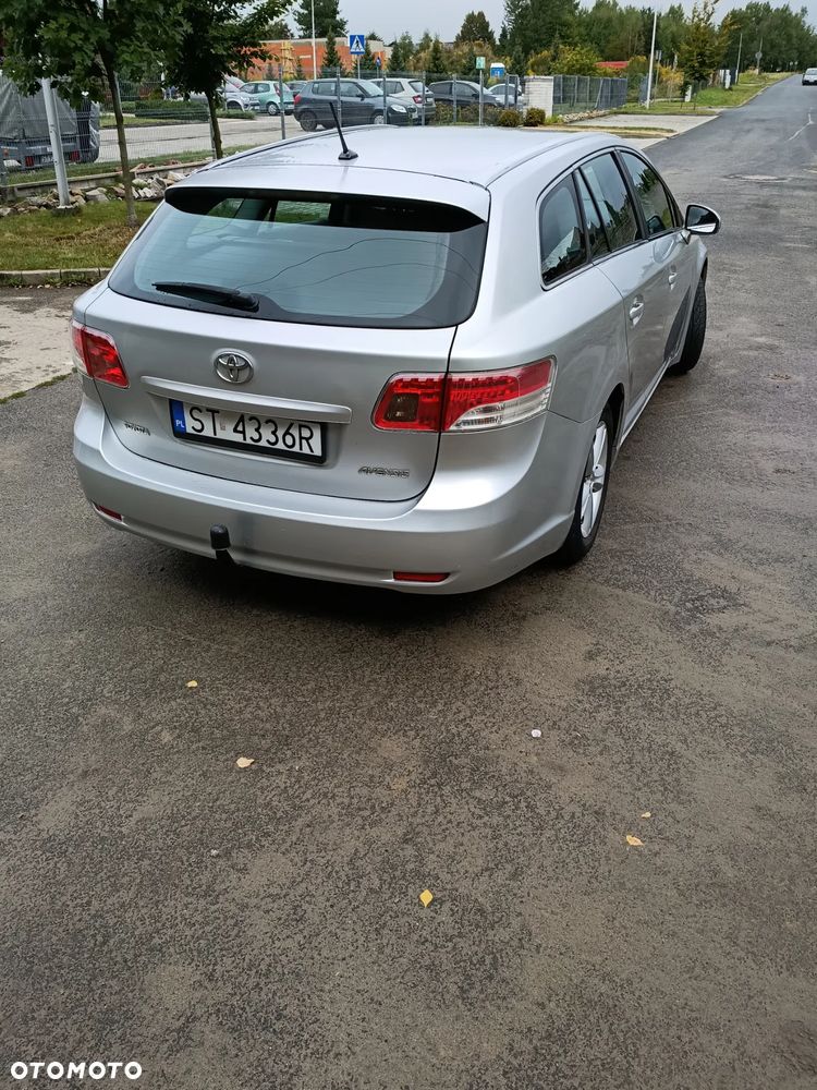 Toyota Avensis 1.8 Luna - 3