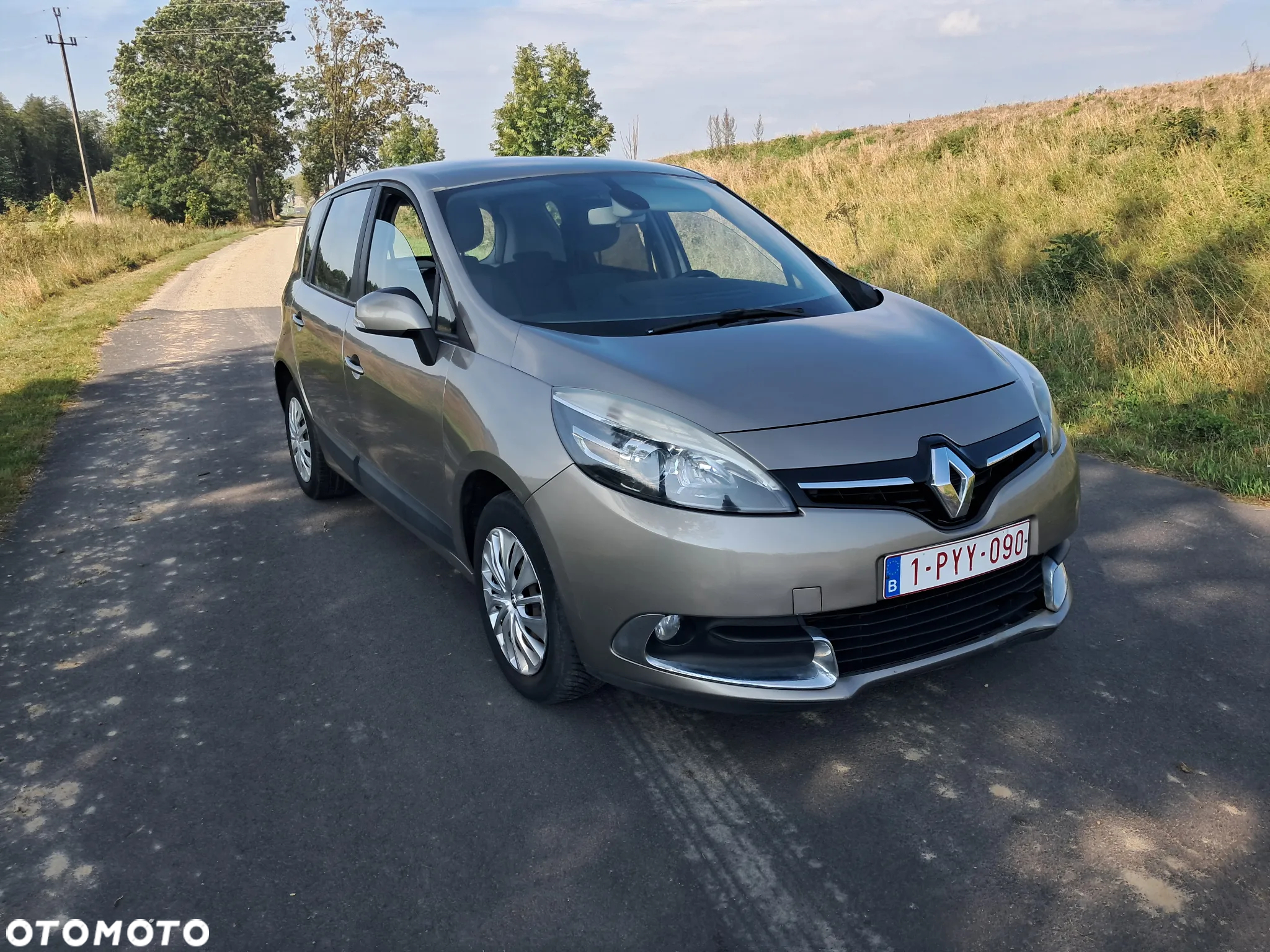 Renault Scenic 1.5 dCi Dynamique - 11