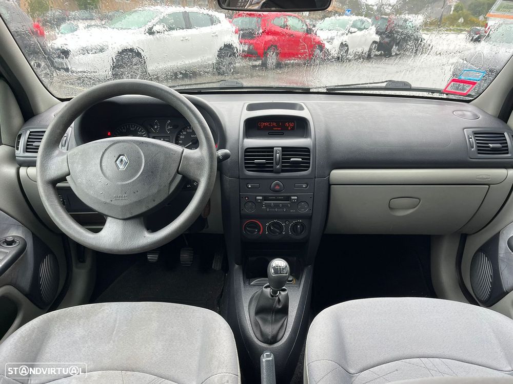 Renault Clio 1.2 16V Expression - 7