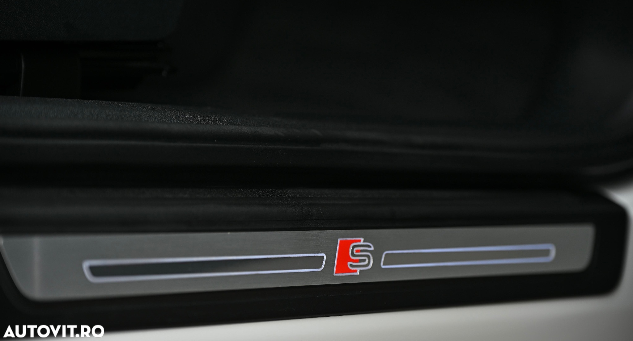 Audi Q5 40 TDI quattro S tronic MHEV S Line - 14