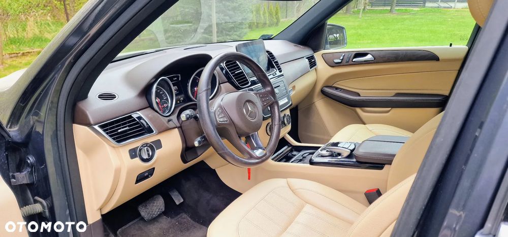 Mercedes-Benz GLE - 8