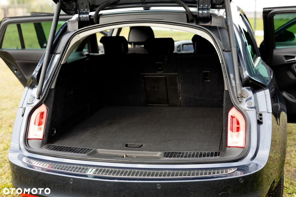 Opel Insignia - 20