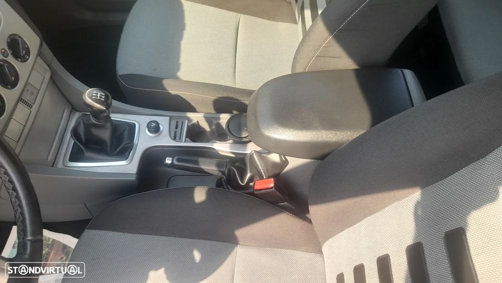 Ford Focus 1.6 TDCi Trend - 21