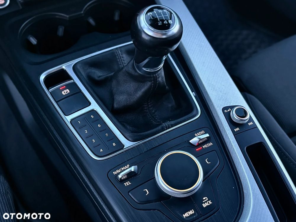 Audi A4 Avant 2.0 TDI DPF Ambition - 17
