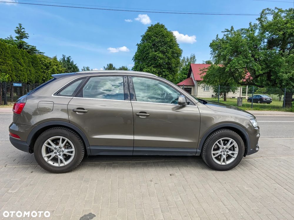 Audi Q3 1.4 TFSI Design S tronic - 11