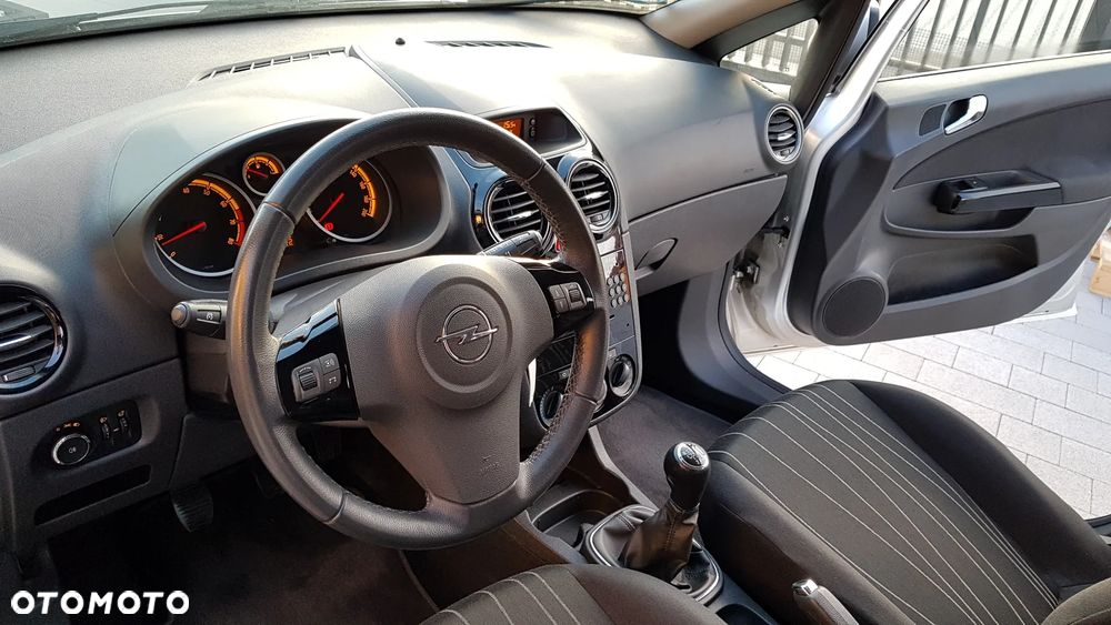 Opel Corsa 1.2 16V Color Edition - 18