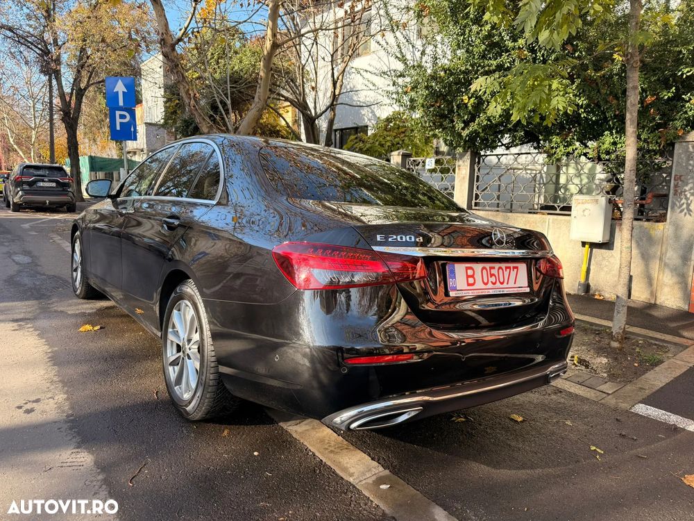 Mercedes-Benz E 200 d 9G-TRONIC Avantgarde - 3