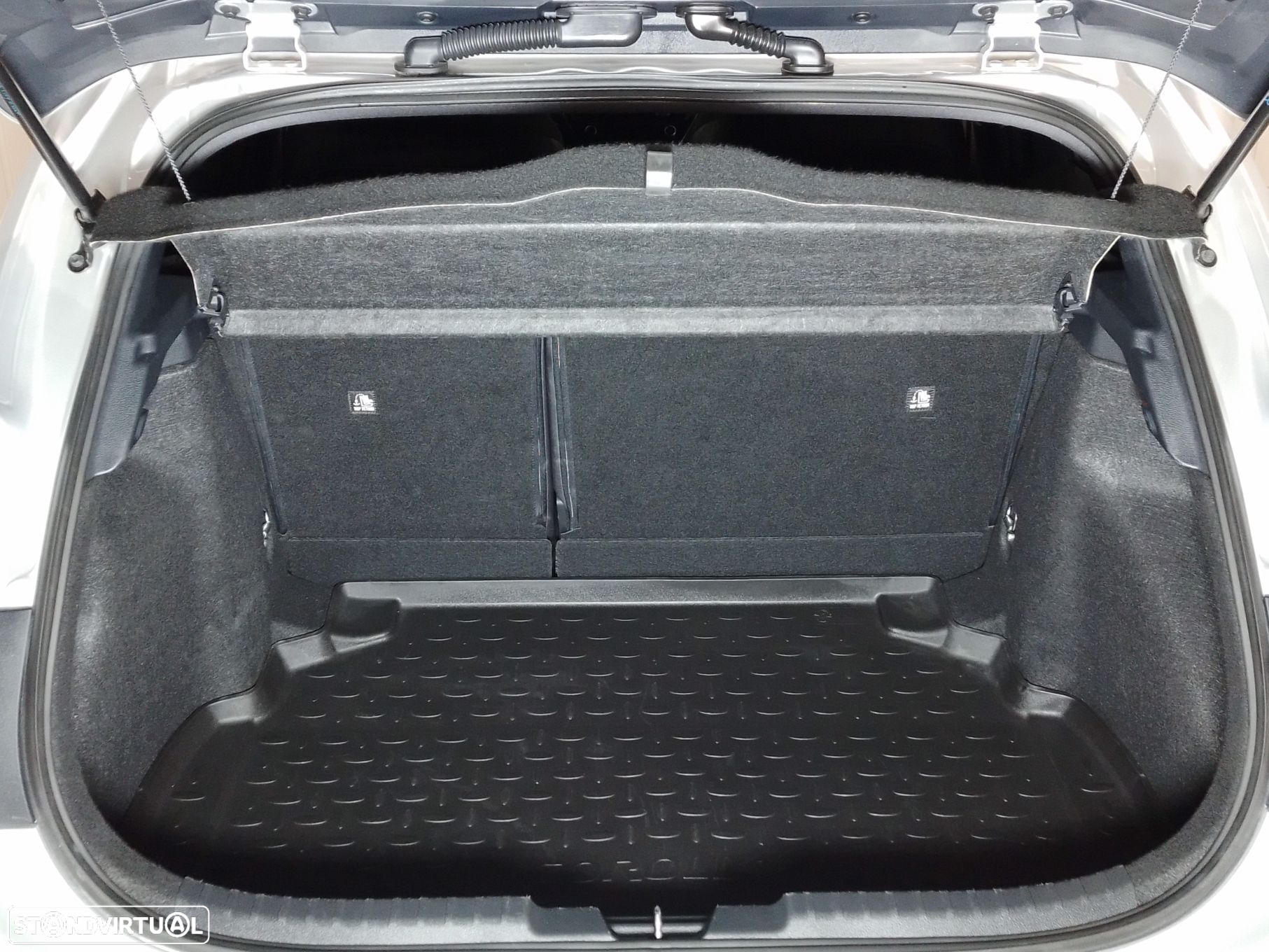 Toyota Corolla 1.8 Hybrid Comfort+P.Sport - 16