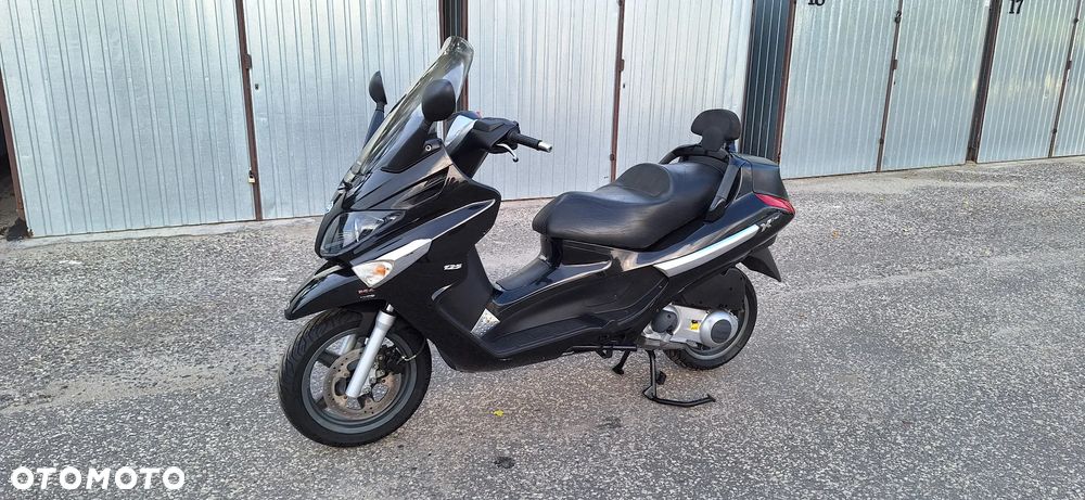 Piaggio Xevo - 2