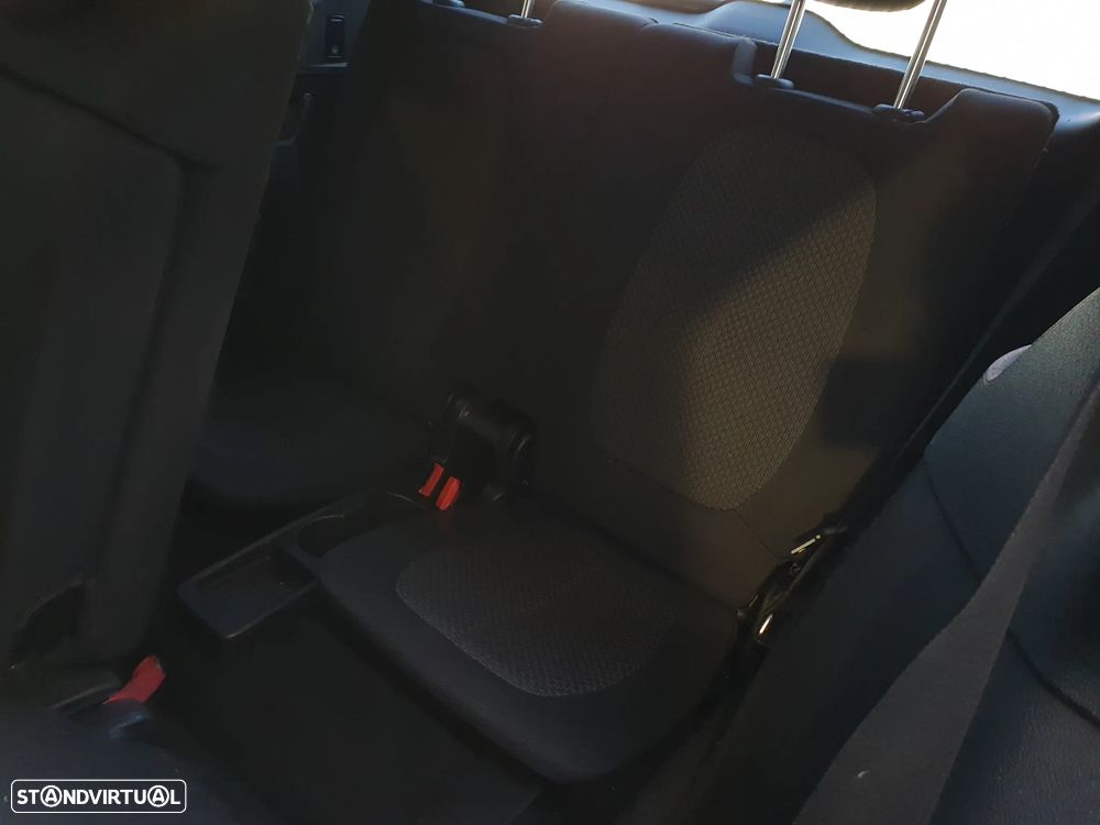 BMW 216 Gran Tourer d 7L Advantage - 9