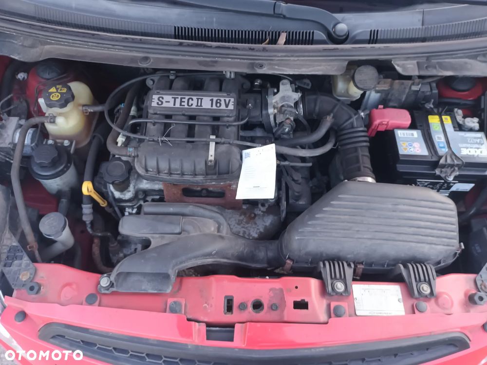 Chevrolet Spark 1.0 Base+ - 32