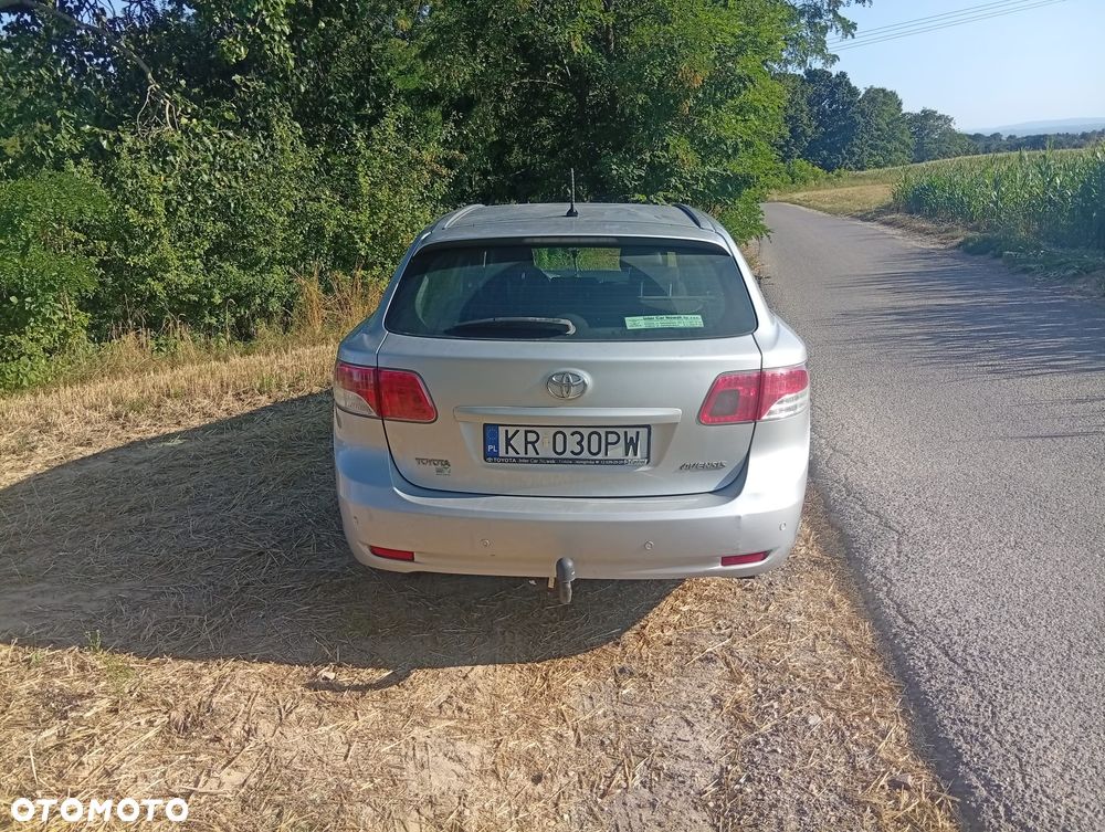 Toyota Avensis 2.0 D-4D Sol - 16