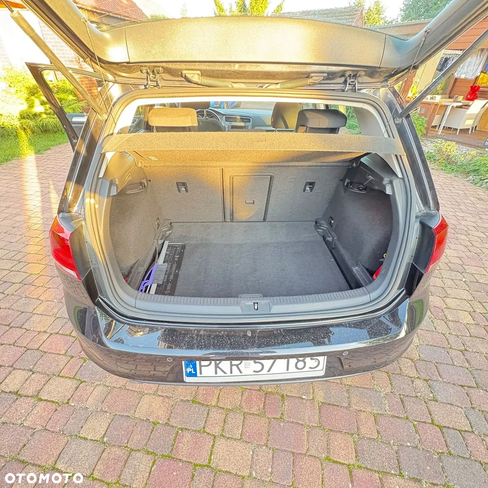 Volkswagen Golf - 12