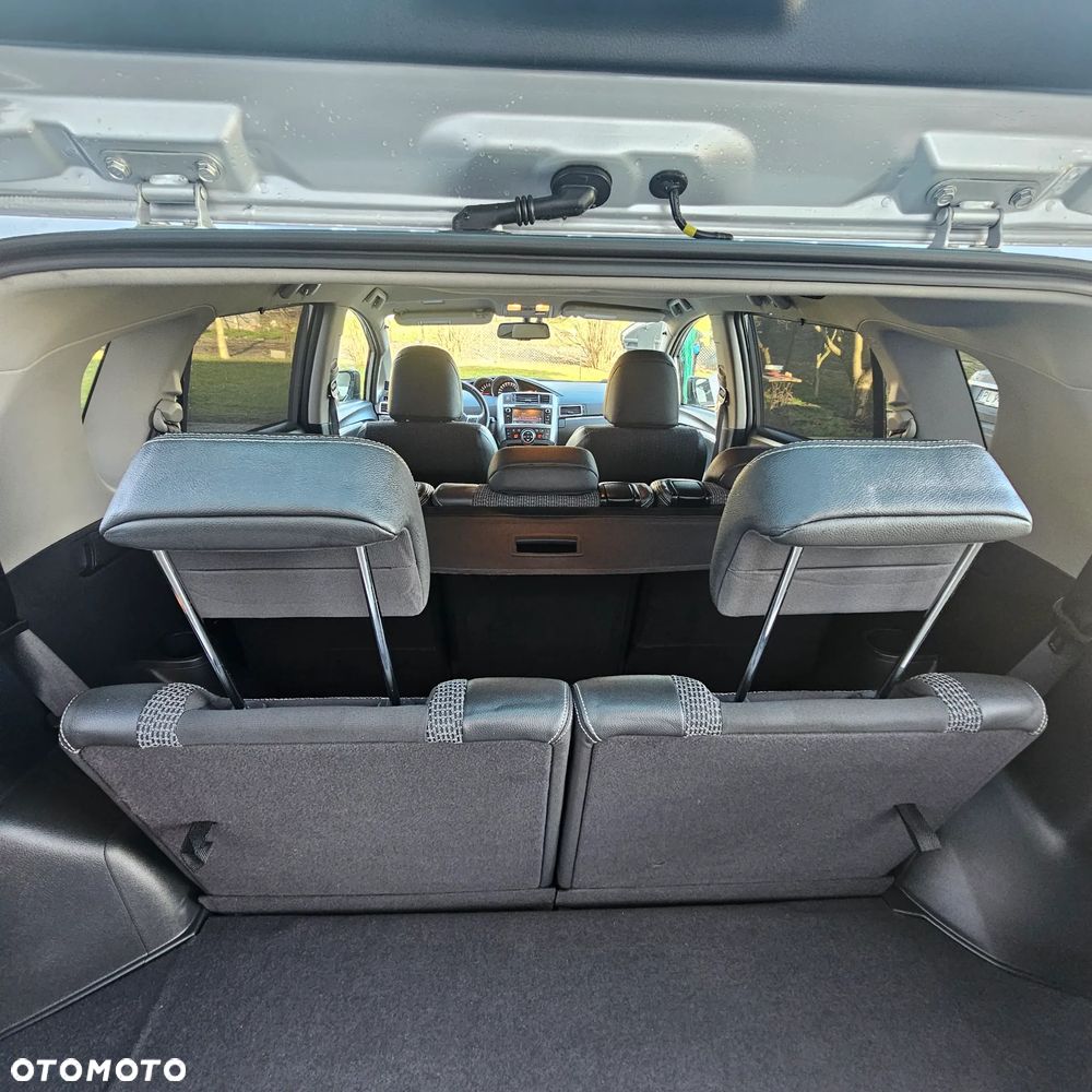 Toyota Verso 1.8 Premium 7os - 8