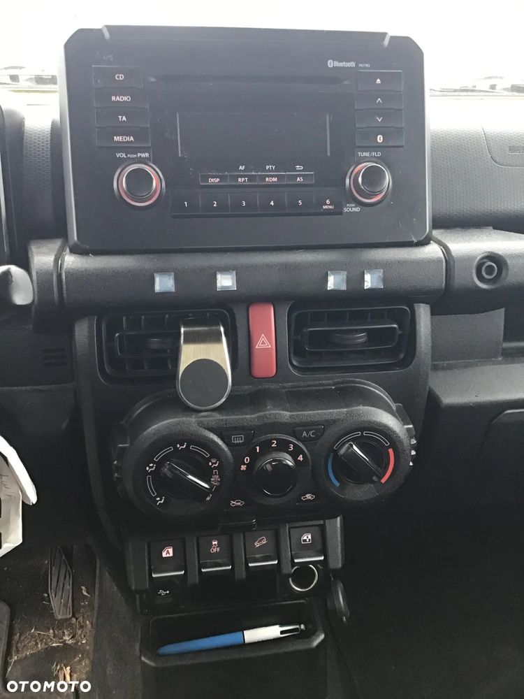 Suzuki Jimny 1.5 Comfort - 4