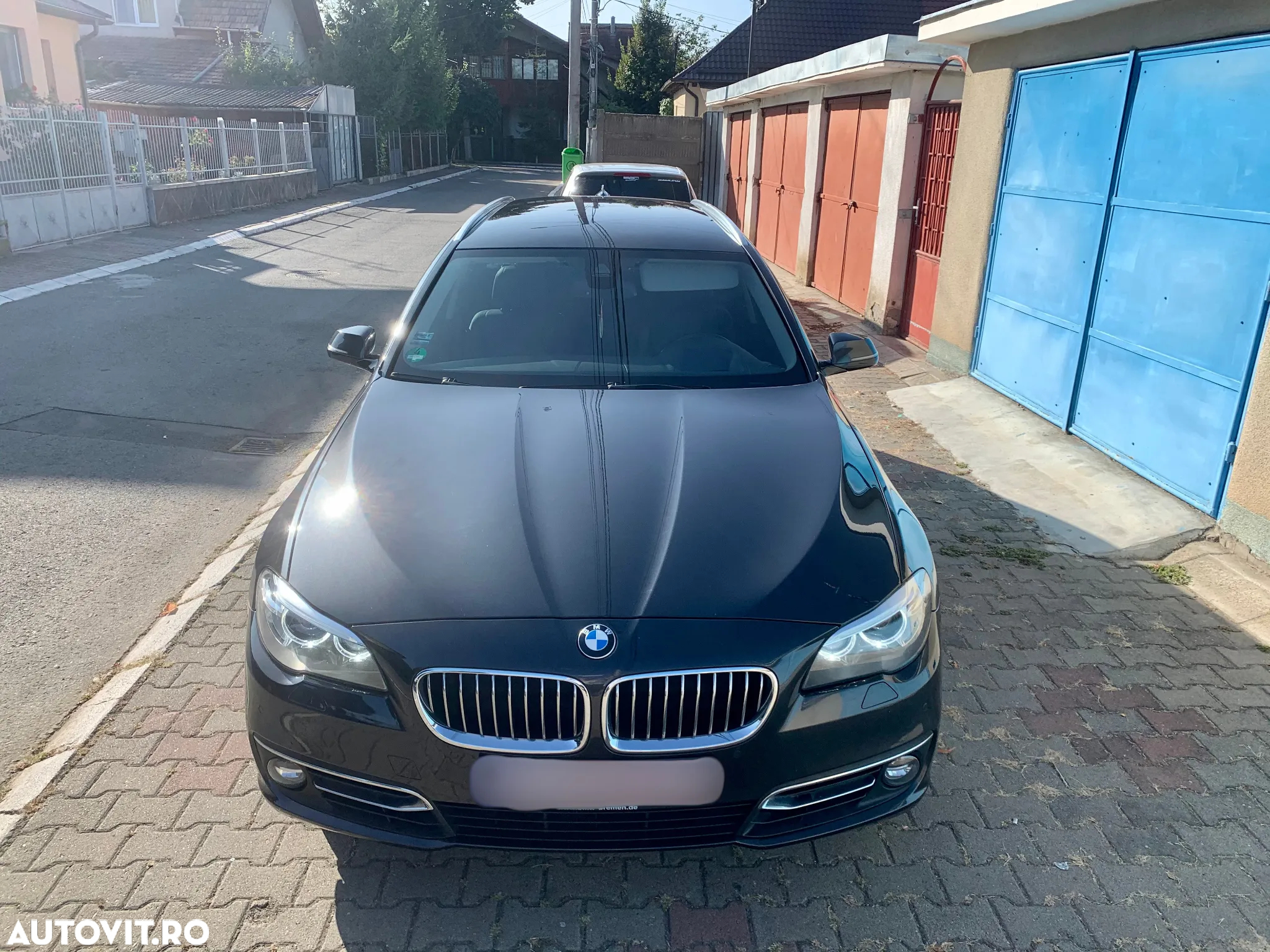 BMW Seria 5 525d Touring Aut. Luxury Line - 7