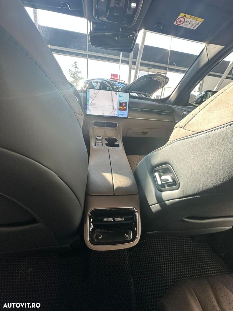 Chery Tiggo 8 - 10