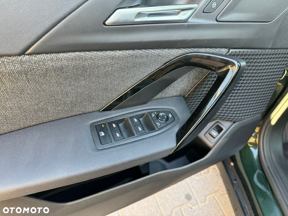 BMW X1 sDrive18d xLine - 18