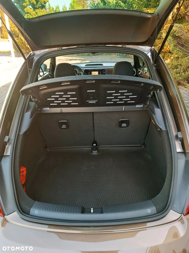 Volkswagen Beetle 1.6 TDI DPF Blue Motion Technologie CUP - 31