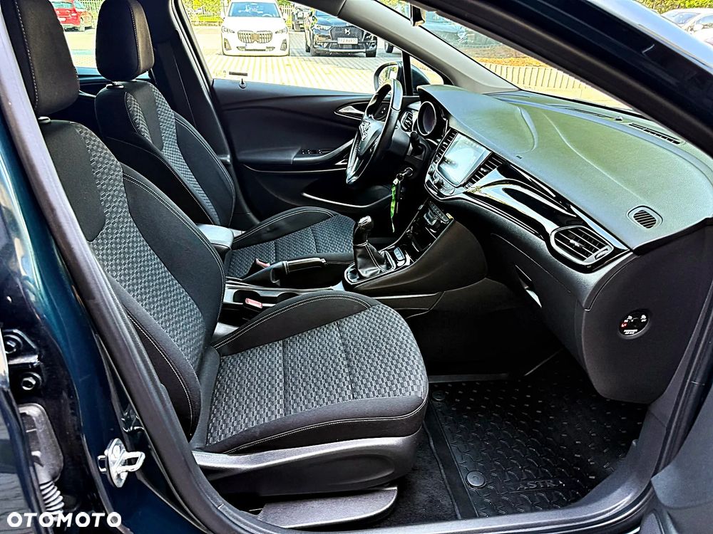 Opel Astra 1.6 D (CDTI) Start/Stop Innovation - 19