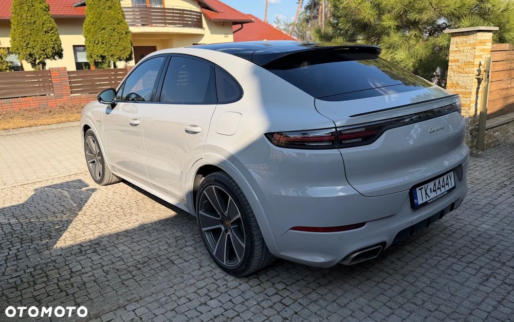 Porsche Cayenne E-Hybrid - 6