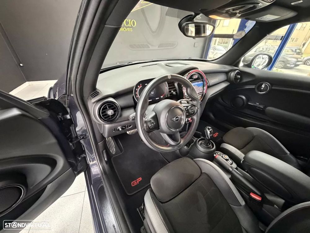 MINI 3 Portas John Cooper Works GP - 32