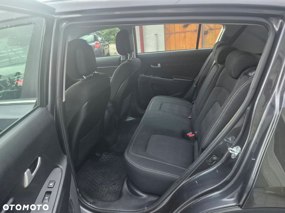 Kia Sportage 1.7 CRDI 2WD ISG Attract - 28