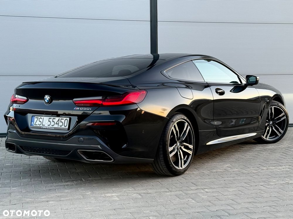 BMW Seria 8 - 15