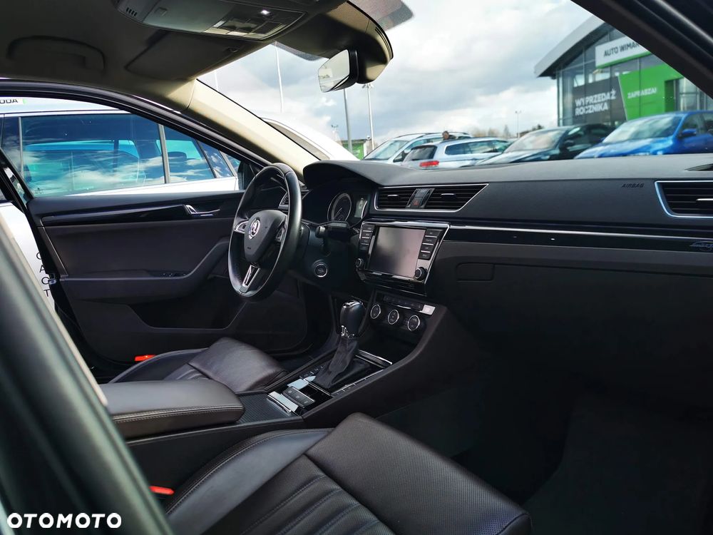 Skoda Superb 2.0 TDI 4x4 L&K DSG - 5