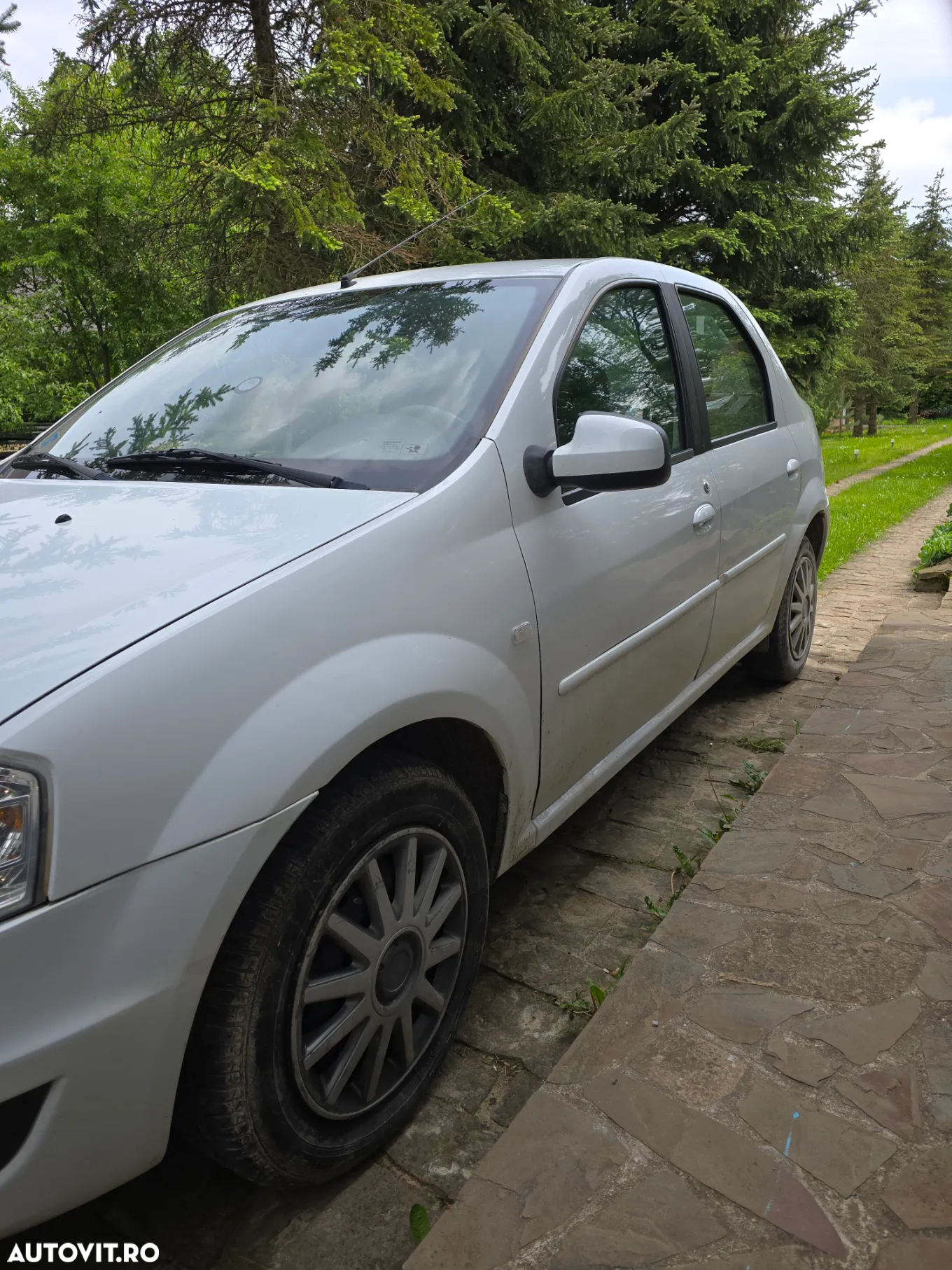 Dacia Logan 1.6 MPI Preference - 2