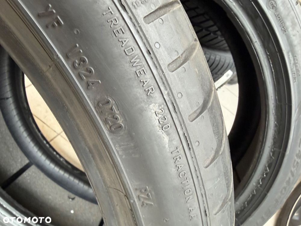 Opony Pirelli 245/40 R21 - 7