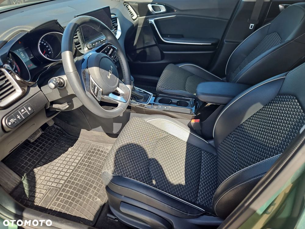 Kia Ceed 1.5 T-GDI M DCT - 10