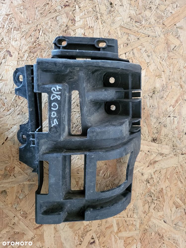 Ślizg zderzaka prawy tył Peugeot 5008 - 2