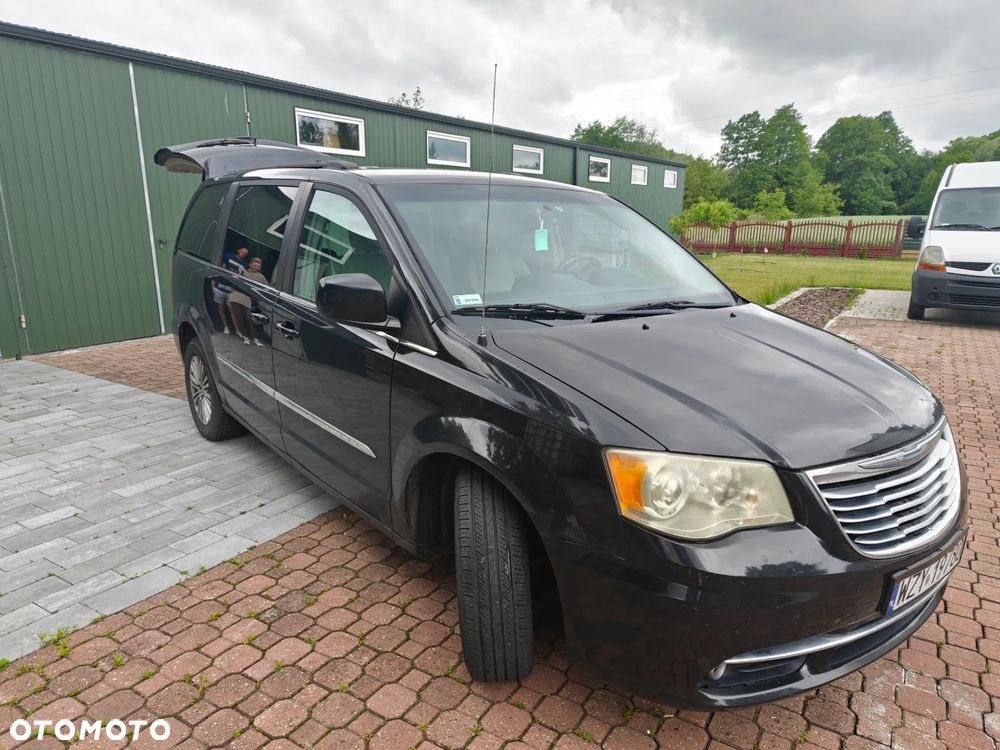 Chrysler Town & Country 3.6 Touring - 2