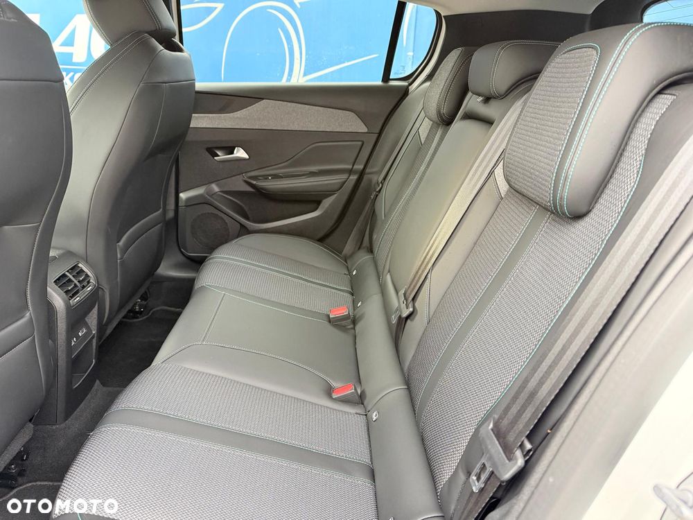 Peugeot 308 PureTech 130 Allure - 12