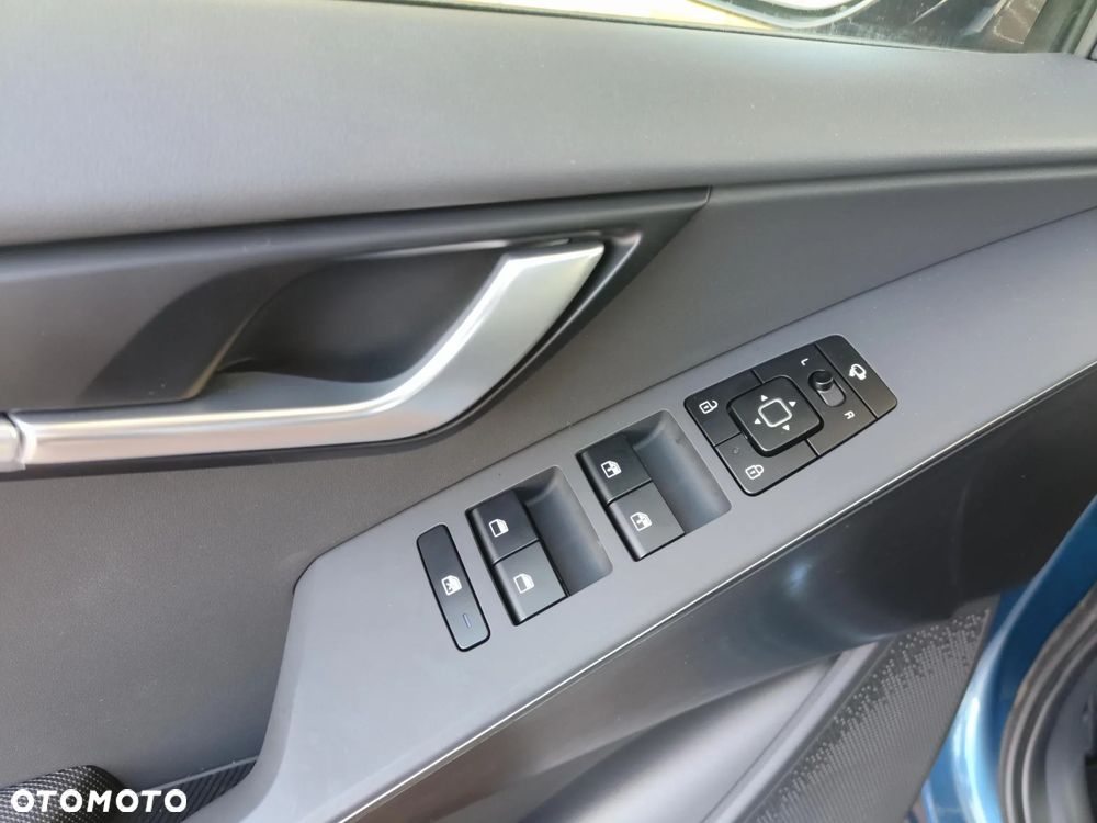 Kia Niro 1.6 GDI Hybrid L - 16