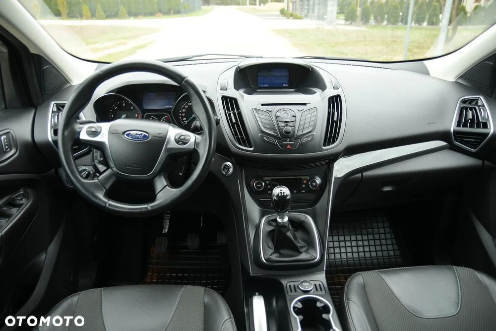 Ford Kuga 2.0 TDCi 4x4 Titanium - 26