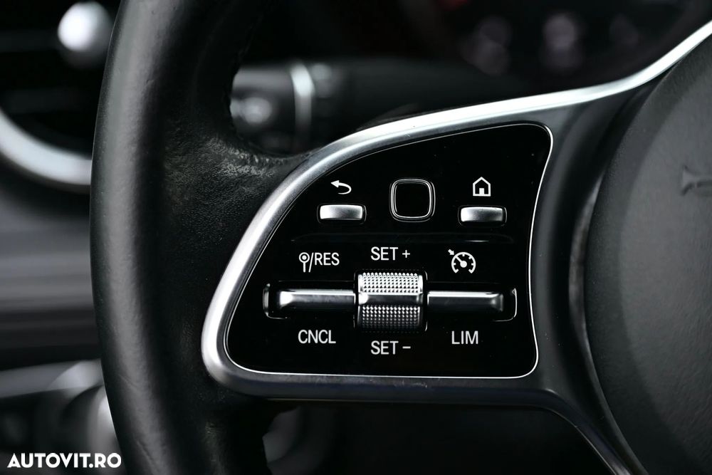 Mercedes-Benz GLC Coupe 200 MHEV - 10