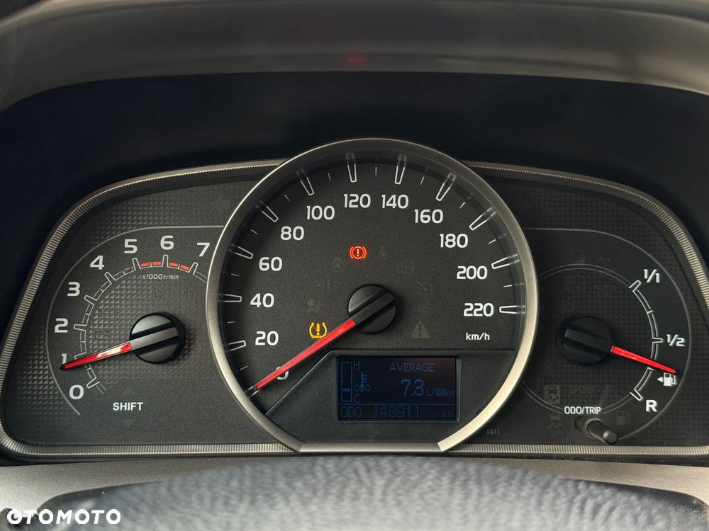 Toyota RAV4 2.0 D-4D Premium - 26