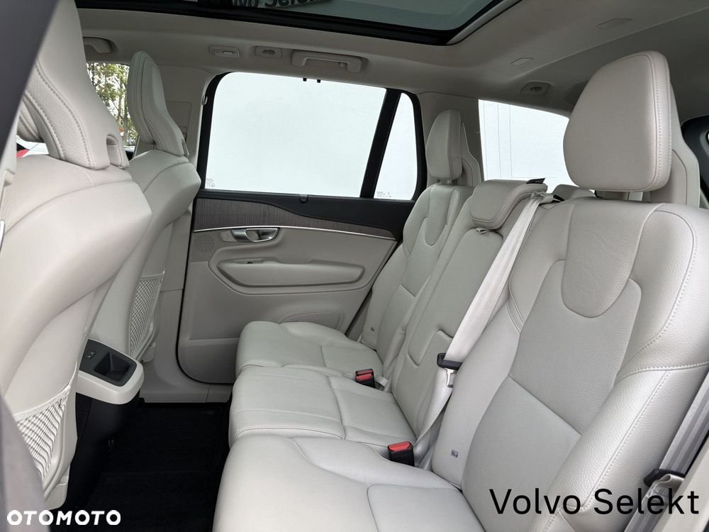 Volvo XC 90 - 24